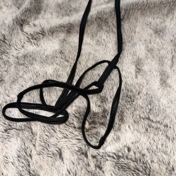 Yandy Black Garter | Sz S - Picture 3 of 5